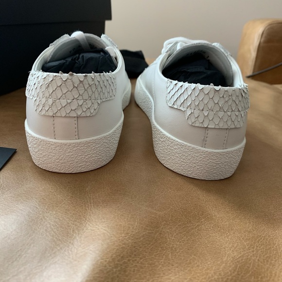 YSL COURT CLASSIC SL/06 EMBROIDERED SNEAKERS - Picture 9 of 9